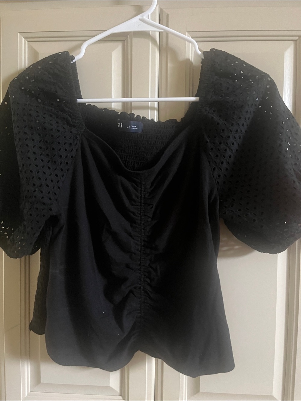 GAP Black Puff-Sleeve Eyelet Ruched Top